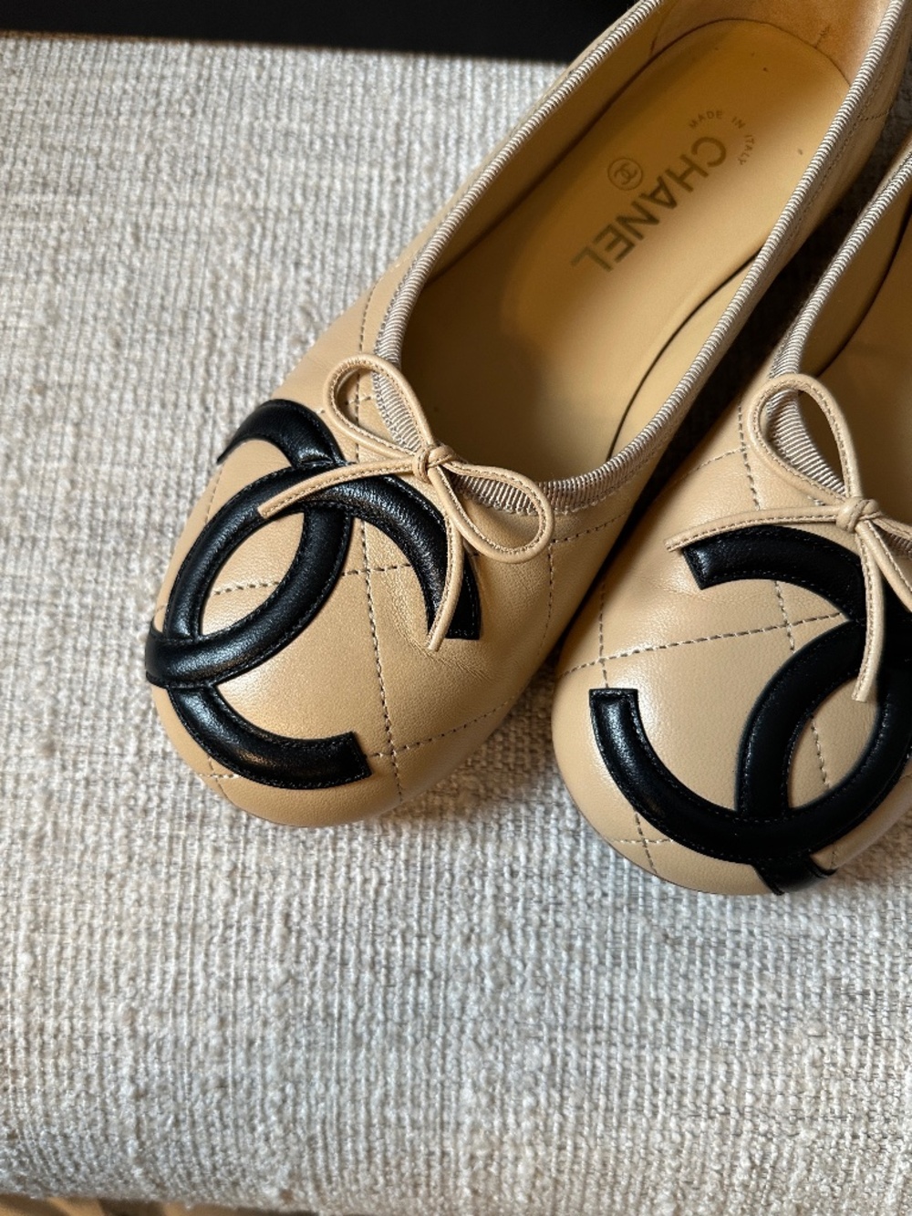 Chanel 2026 Coco Beach Cambon black/beige CC logo ballet flats in lambskin